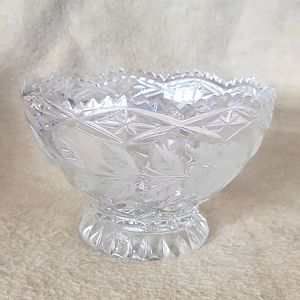 Footed Crystal Decorative Bowl Flowers 4 1/2" h x 6" w